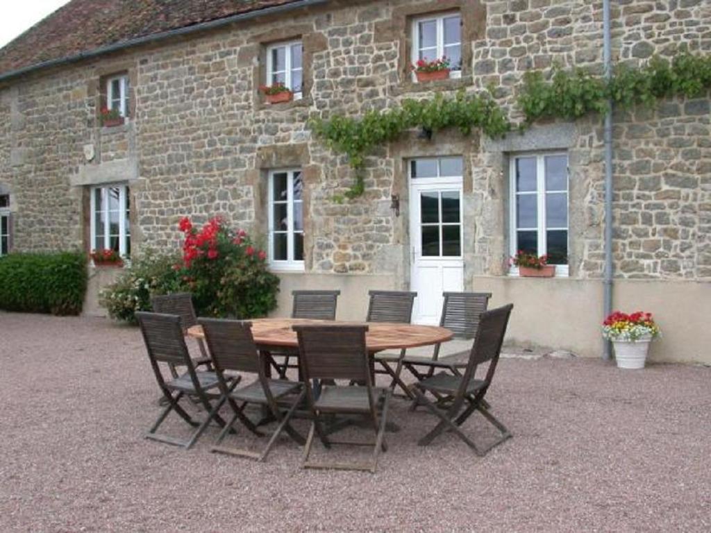 GITE Les Aubues Lormes Extérieur photo